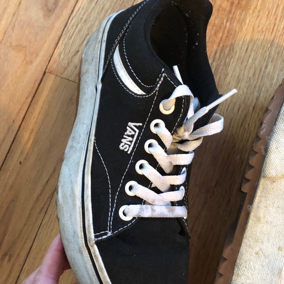 Vans Seldan Platform Sneaker - Women's size 7 - Picture 2 of 3